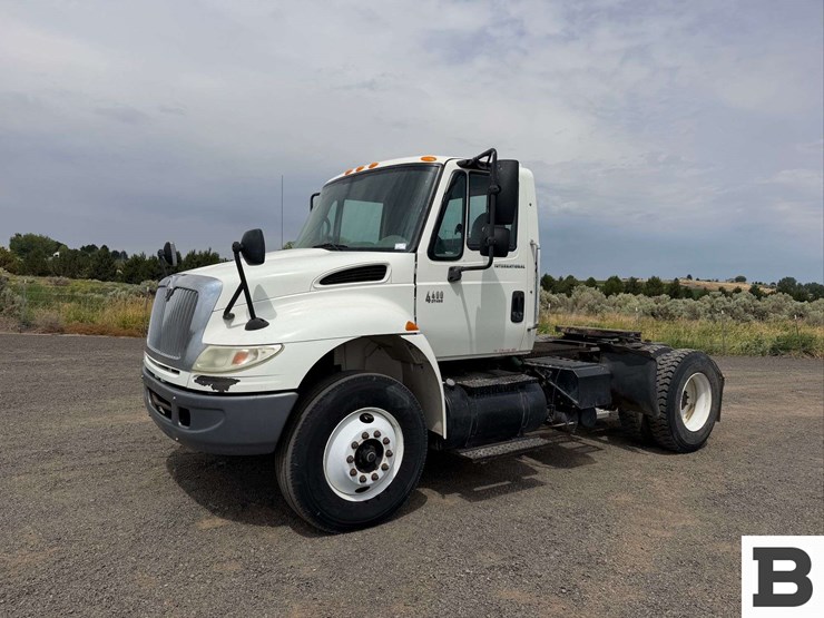 2006-international-durastar-4400-image-1