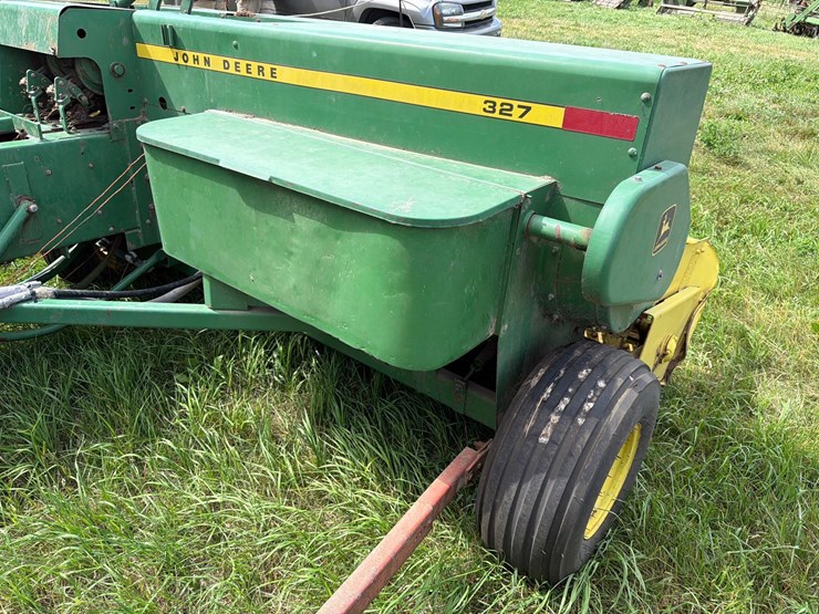 john-deere-327-image-5