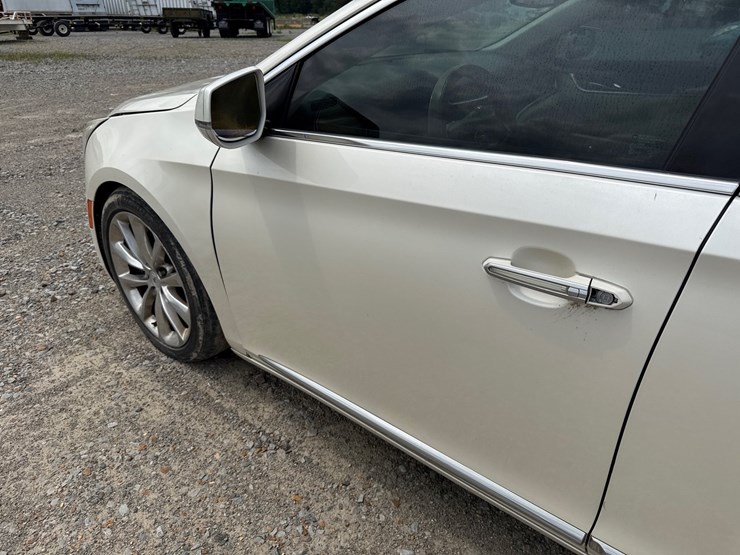 #48220-•-2013-cadillac-xts-sedan-2g61r5s39d9103334-inv#-48220-image-12