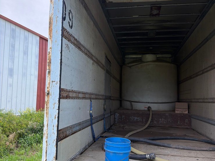 wabash-28ft-semi-van/spray-trailer-image-23