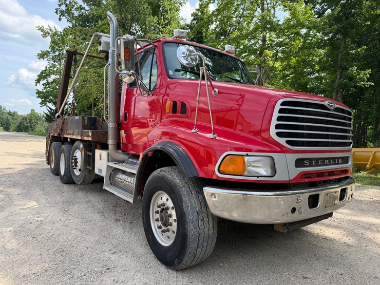 #1510-•-sterling-quad-axle-rolloff-truck-image-7