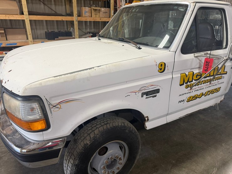 #2079-•-1997-ford-super-duty-flatbed-truck-image-9