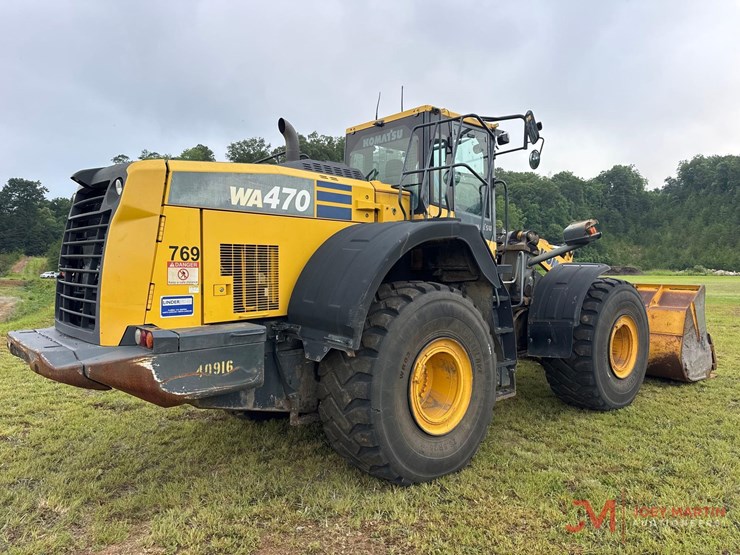 2017-komatsu-wa470-8-image-3