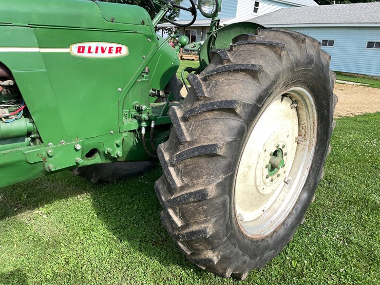 oliver-880-image-16