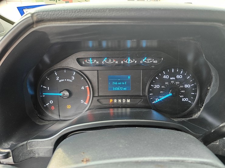 2022-ford-f350-image-8