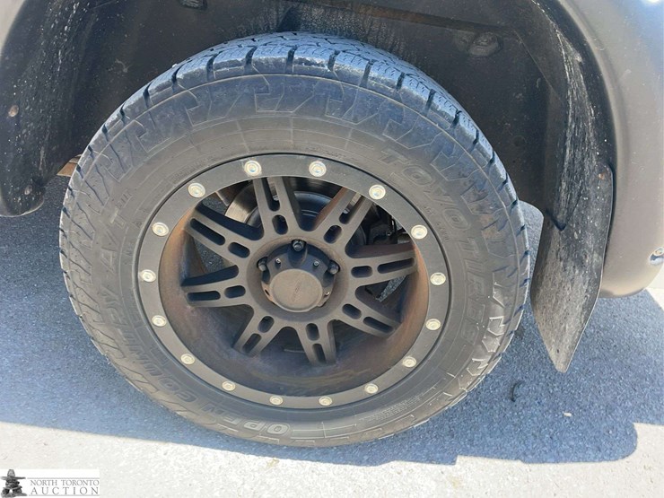 2016-dodge-1500-image-23
