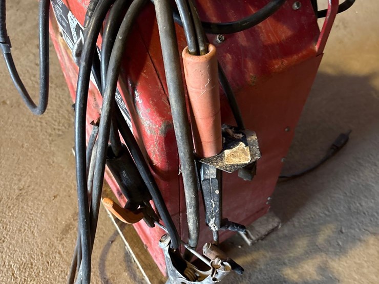 lincoln-ac-225-arc-welder-image-6