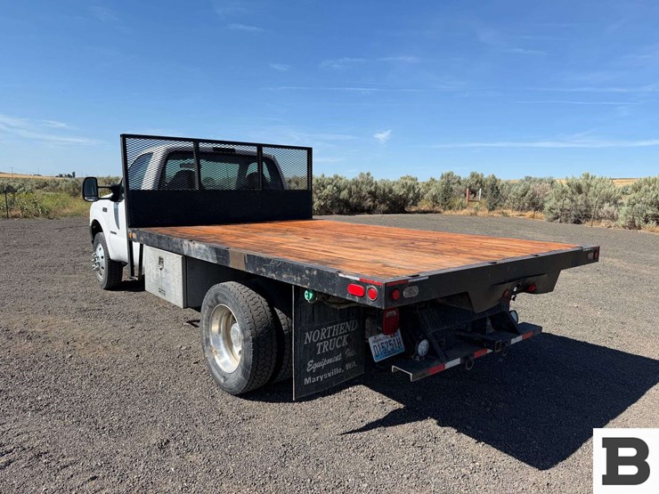 2002-ford-f550-image-4