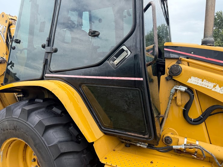 2006-caterpillar-420d-image-69