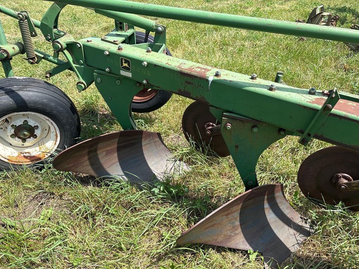 john-deere-1350-image-7