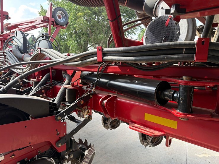 2012-case-ih-1250-image-55