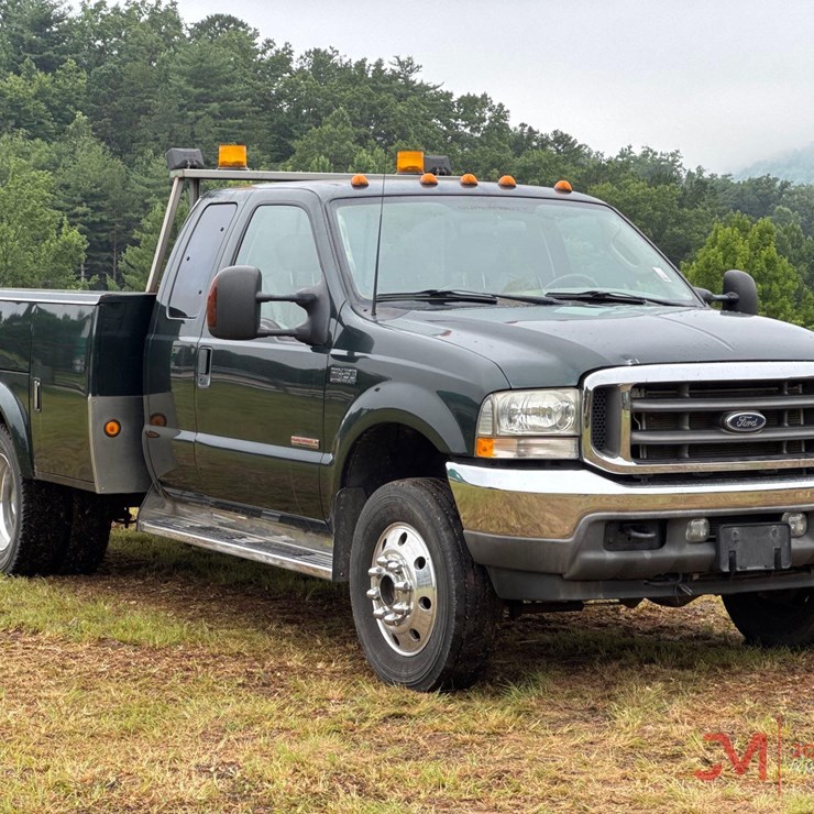 2003 FORD F450 LARIAT