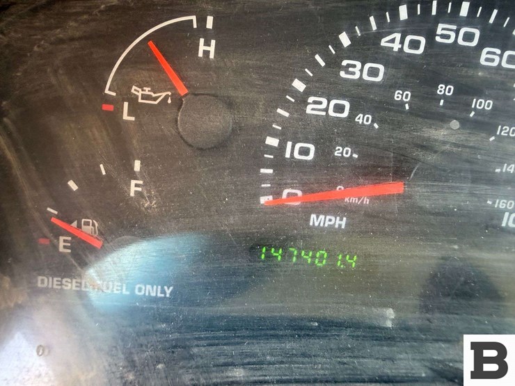 2002-ford-f550-image-35