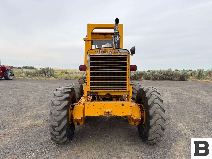 champion-d-600b-motor-grader-image-4
