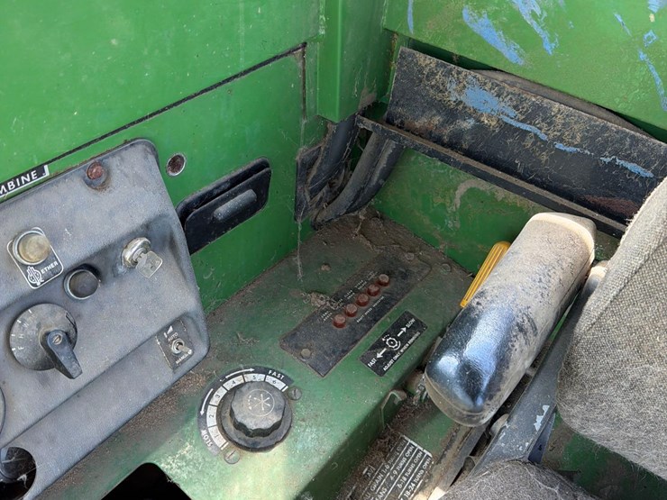 john-deere-4400-image-12