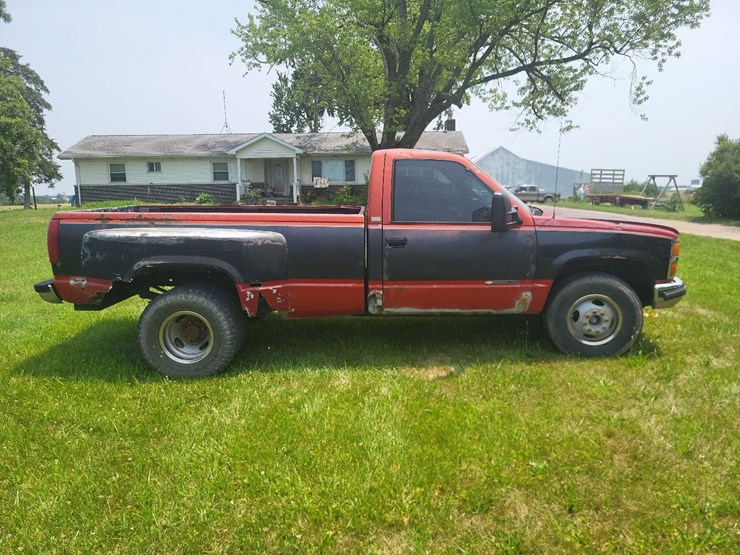 1989-chevy-3500-2-wheel-drive-single-cab-dually-truck-image-6