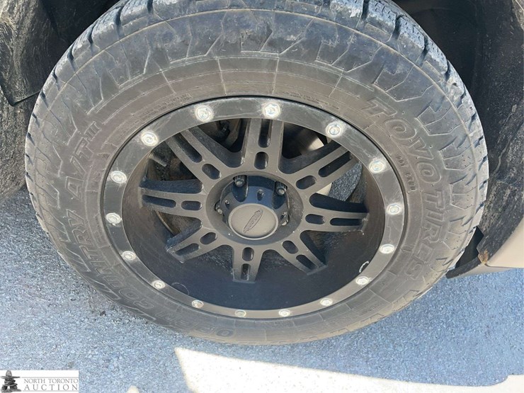 2016-dodge-1500-image-21