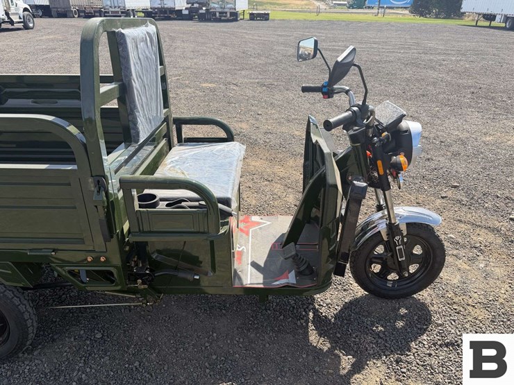 2026-sdlanch-et13-electric-tricycle-image-11