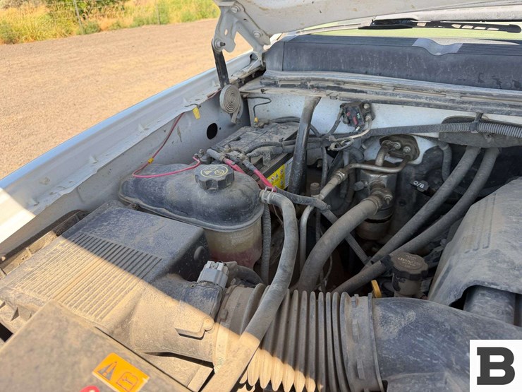 2013-chevrolet-silverado-3500-image-26