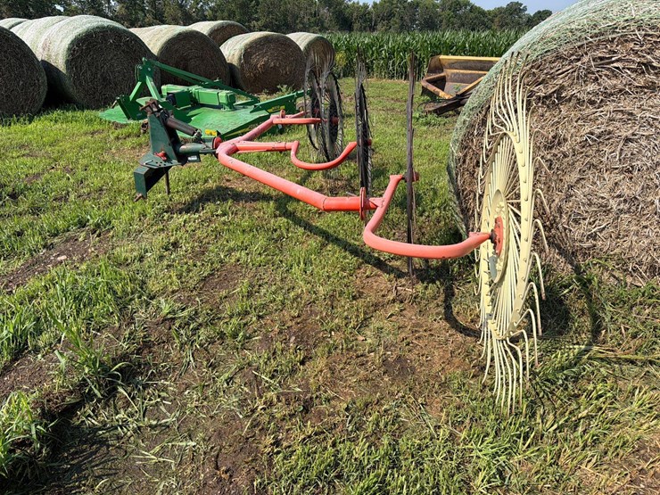 5-wheel-3pt-rake-image-2