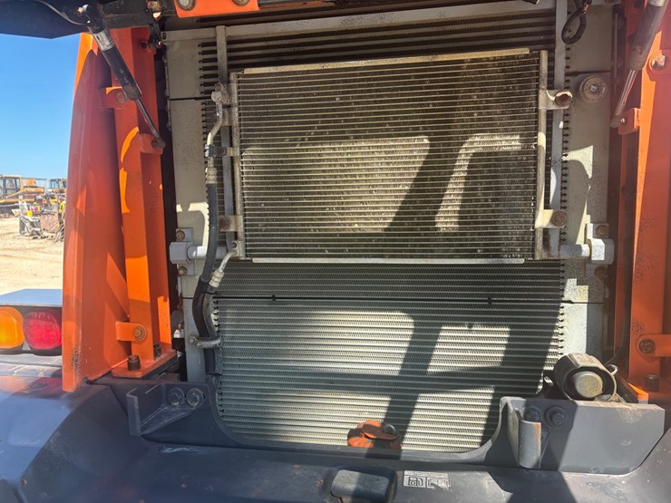 2013-doosan-dl250tc-image-114