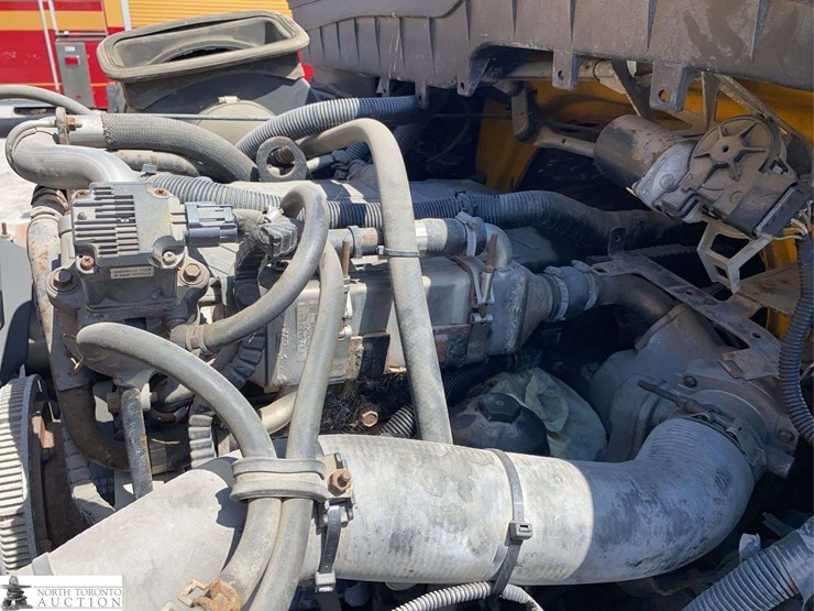 2010-international-durastar-4300-image-27