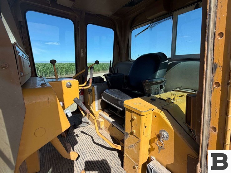 caterpillar-d5b-sa-image-41