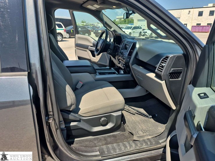 2017-ford-f150-image-27
