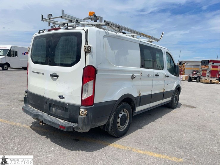 2016-ford-transit-image-5