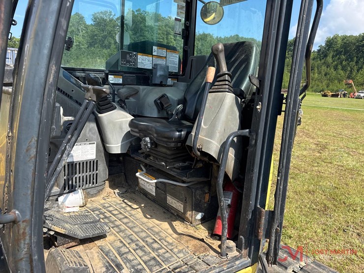 yanmar-vio80-1a-image-25