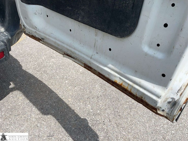 2016-ford-transit-image-35