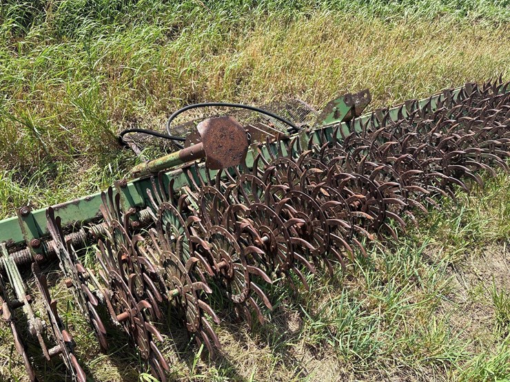 john-deere-400-image-7