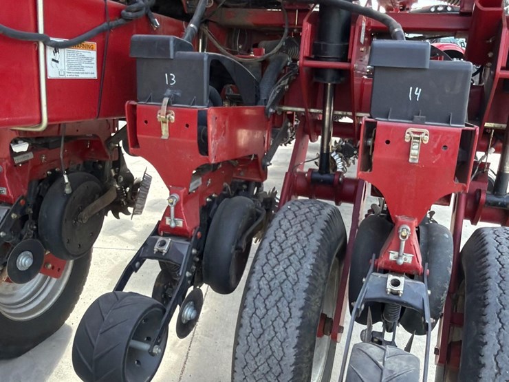 2012-case-ih-1250-image-52