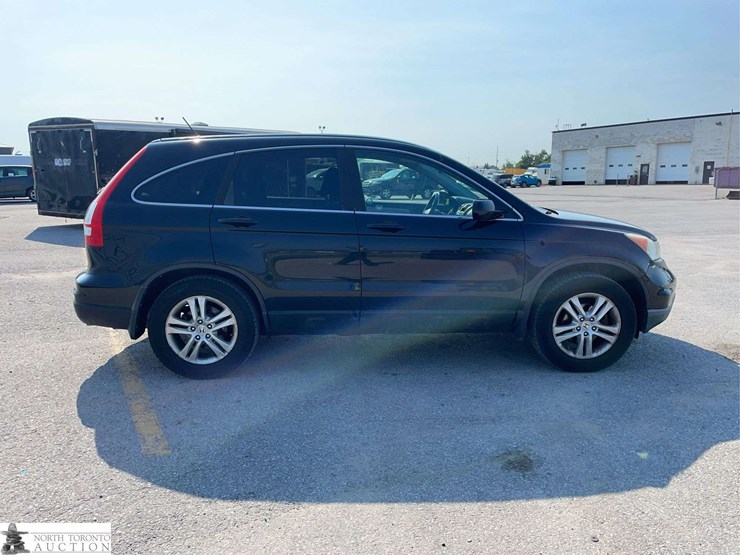 2011-honda-crv-image-4