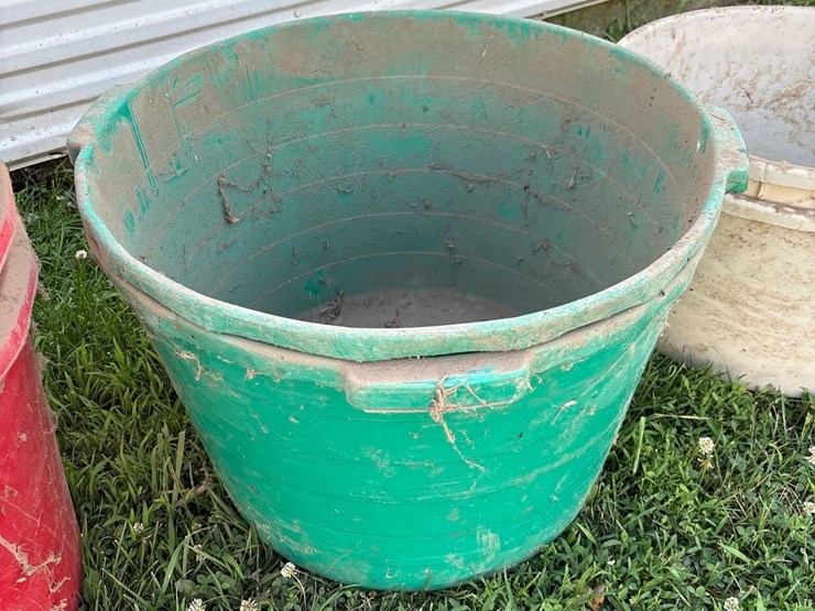 16---plastic-tubs-image-5
