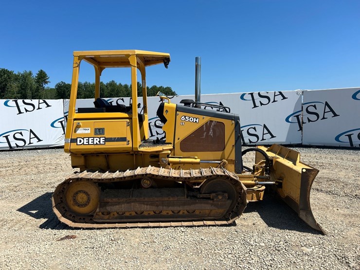 deere-650h-lt-image-5