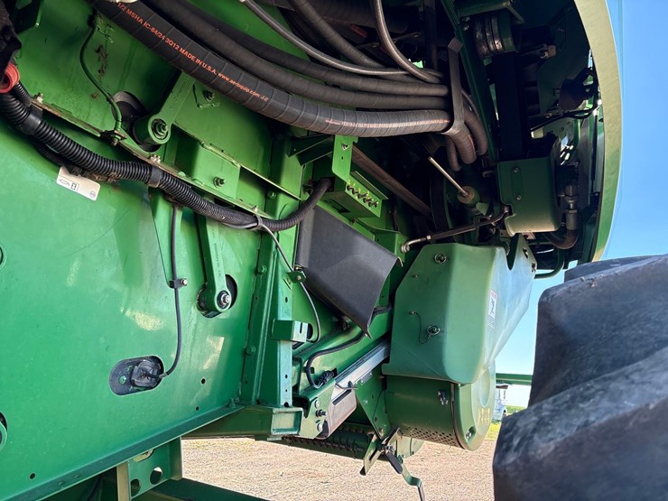 2012-john-deere-s680-image-18