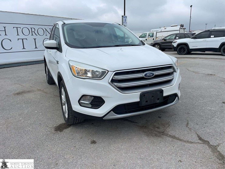 2017-ford-escape-image-3