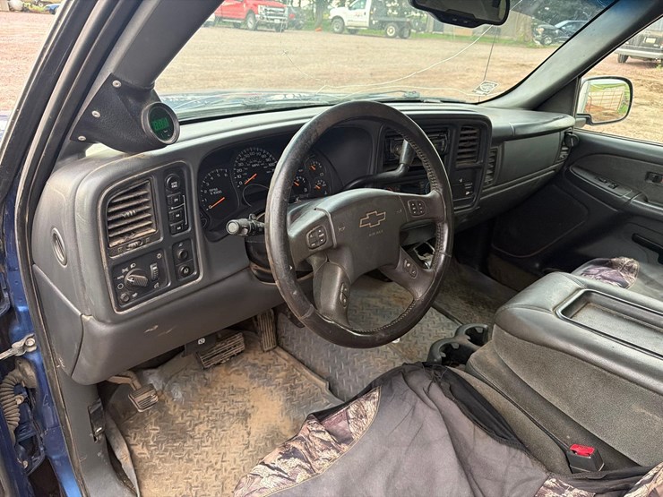 2003-chevrolet-k1500-image-41