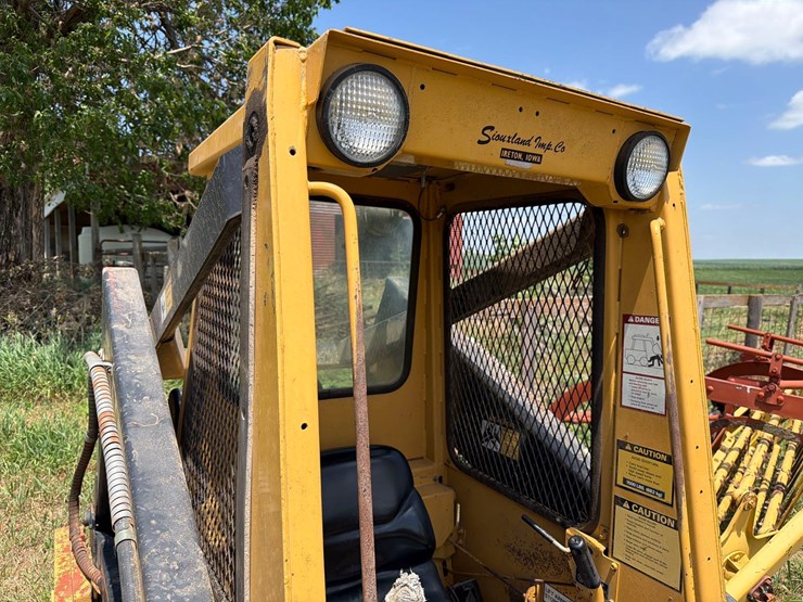 new-holland-l553-image-20