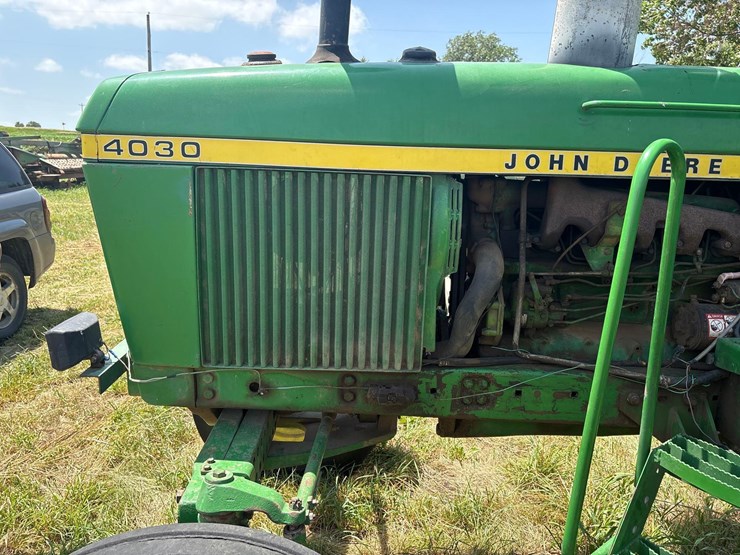 john-deere-4030-image-11