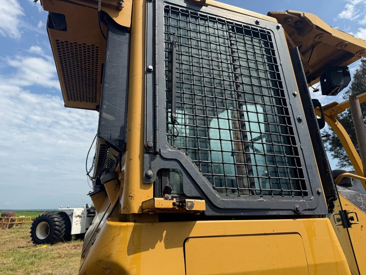 2005-caterpillar-d5g-image-50