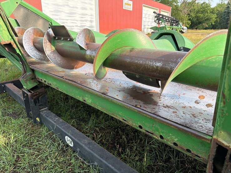 john-deere-8row30-corn-head-image-9