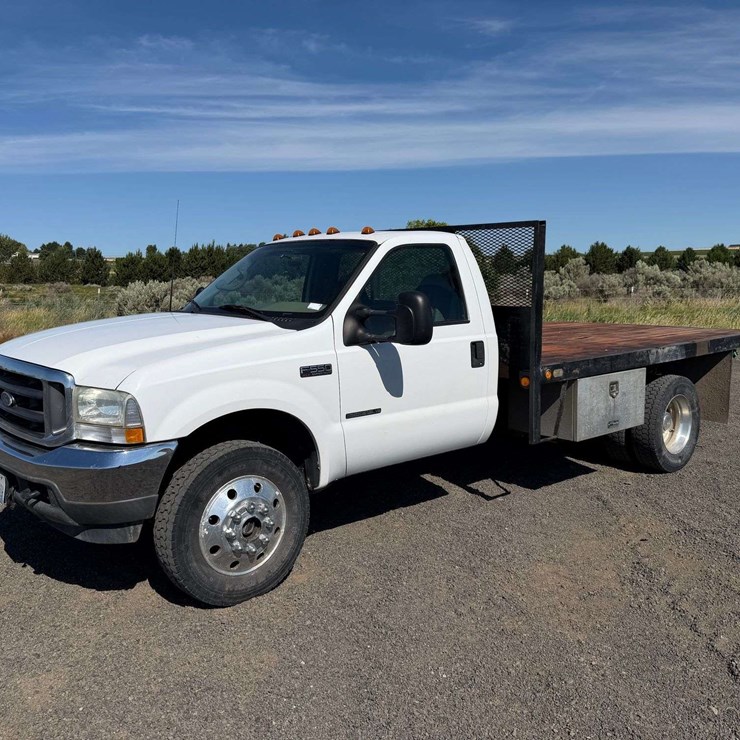2002 FORD F550