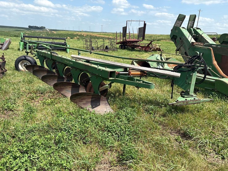 john-deere-1350-image-1