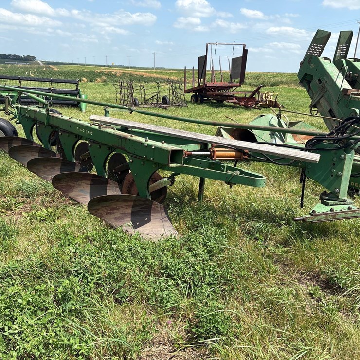 JOHN DEERE 1350