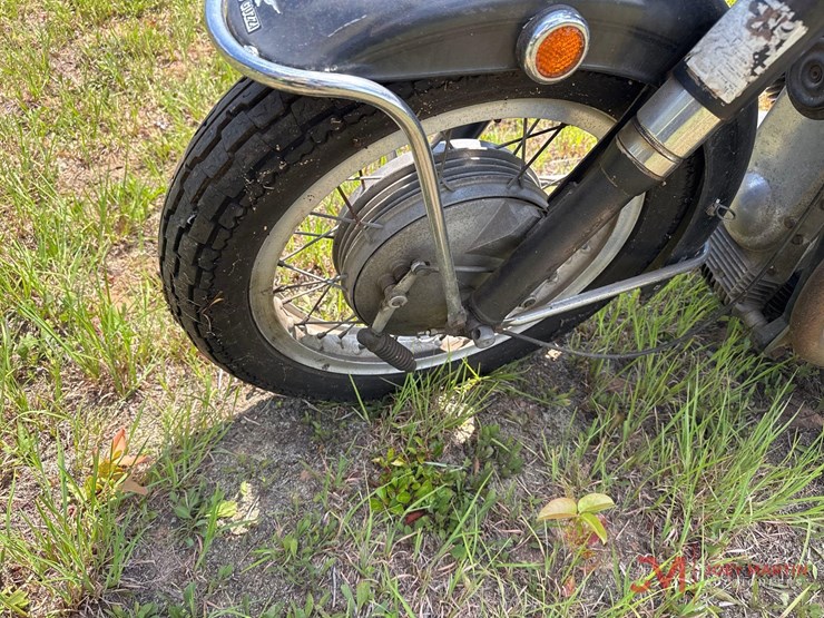 1969-moto-guzzi-motorcycle-image-7
