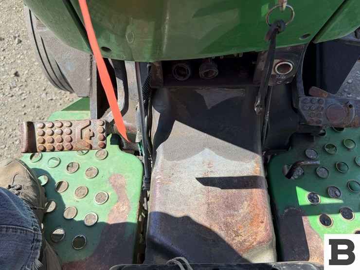1998-john-deere-5310n-image-35