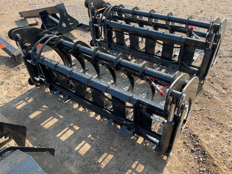 #18343-•-2026-giyi-skid-steer-grapple-(princeton,-mn)-image-4