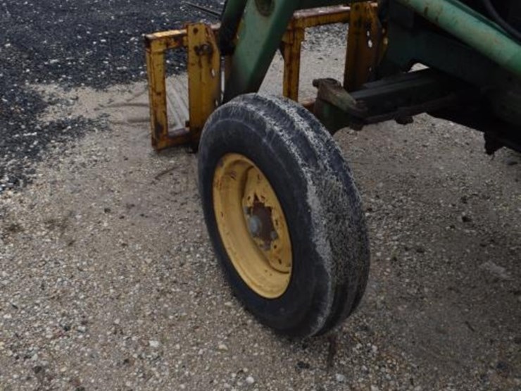 john-deere-2630-image-13